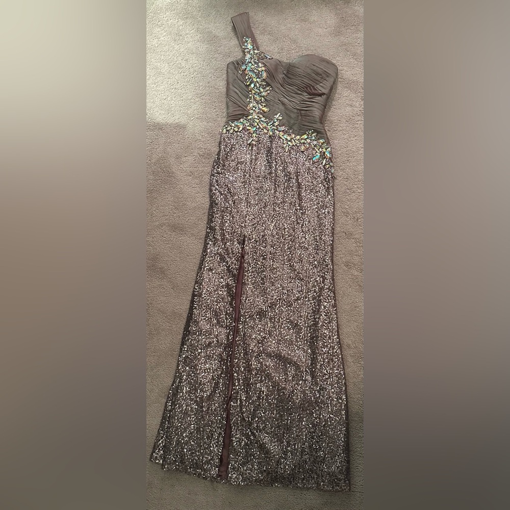 Formal Dress - Size 4
